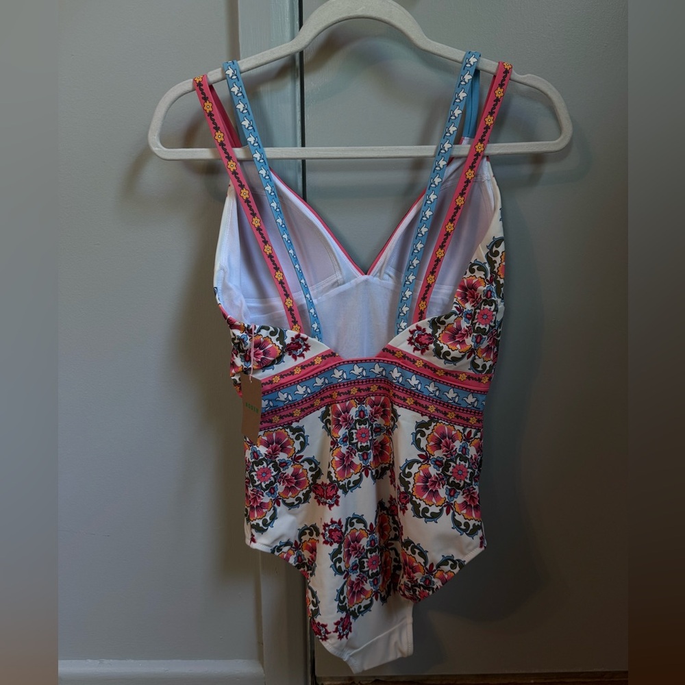 NWT- Boden Arles Swimsuit size 6L! - Picture 7 of 9